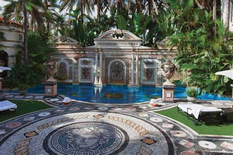 versace mansion miami beach florida|where did gianni versace live.